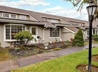 13775 SW Scholls Ferry Rd APT 304, Beaverton, OR 97008