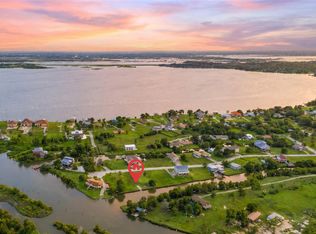 222 Rue Orleans St, Baytown, TX 77520