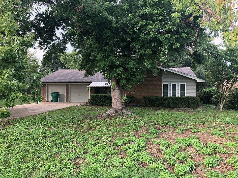 1st image of 1334 N Dale Ave