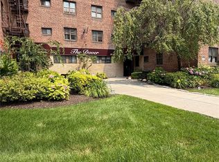8719 204th Street #A41, Hollis, NY 11423