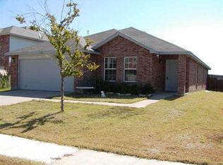 1305 Erin Ct, Burleson, TX 76028