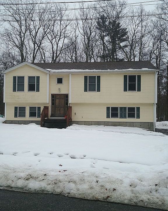 1st image of 87 Oak Hill Rd