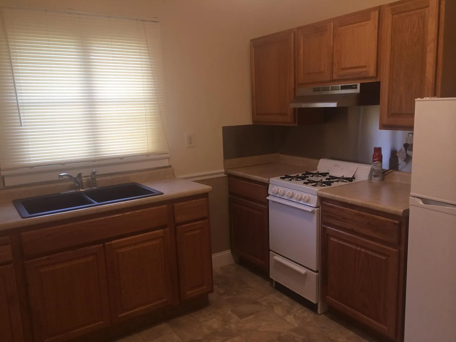 2 bed, 780 sqft, $2,160 — Photo 1