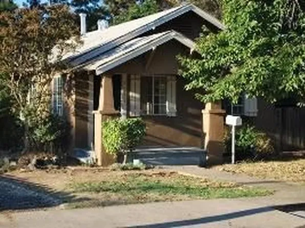 1211 Magnolia St, Oakdale, CA 95361
