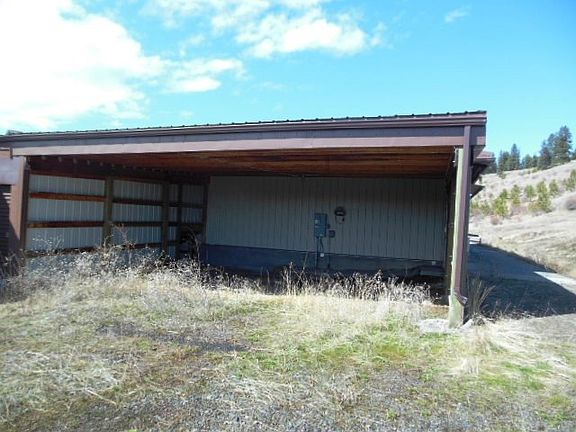 4th image of 389 Pheasant Dr