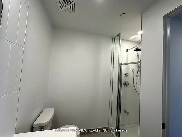 7950 Bathurst St #B-2303 — Photo 37
