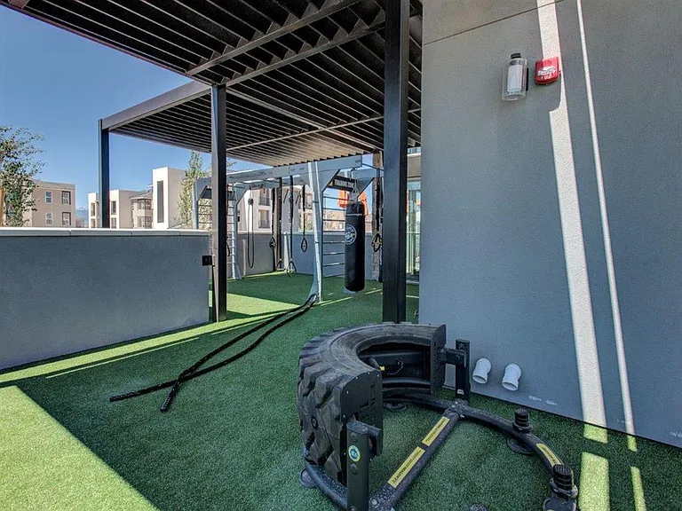Outdoor fitness
