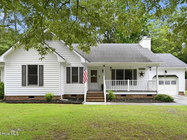 1205 Spanish Moss Court, Richlands, NC 28574