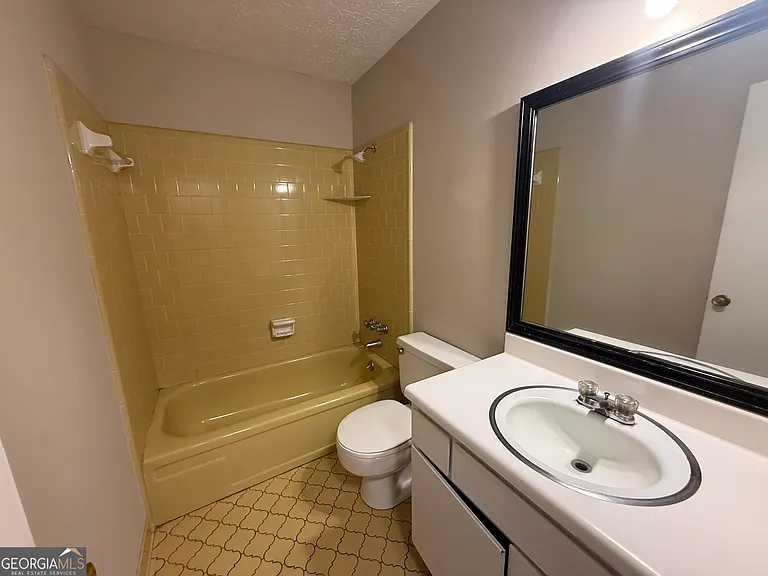 602 Hillcrest Dr — Photo 22