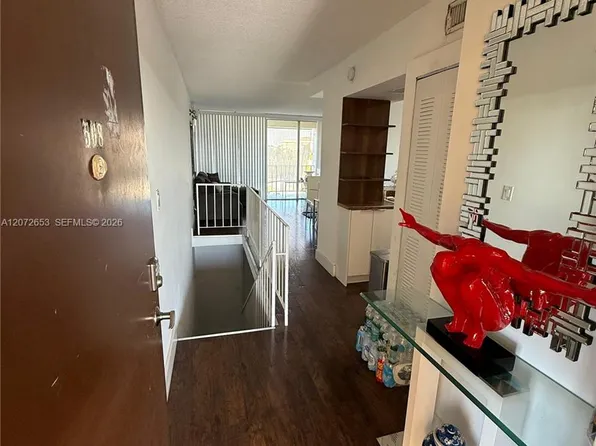 9220 Fontainebleau Blvd APT 508, Miami, FL 33172
