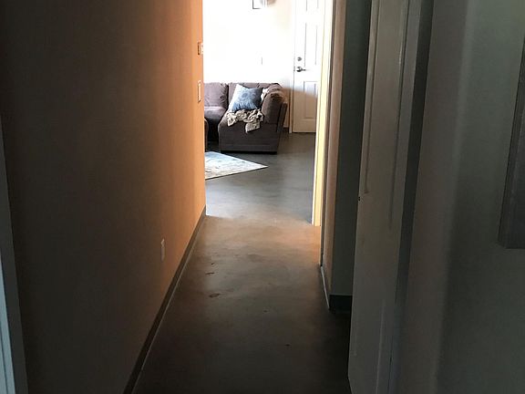 Hallway to Living Room/Kitchen