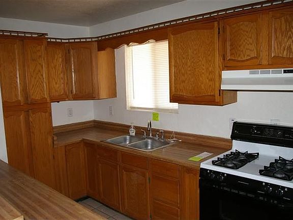 4th image of 126 Arlene Dr