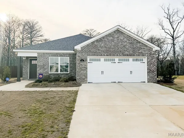 85 Ann James Dr, Millbrook, AL 36054