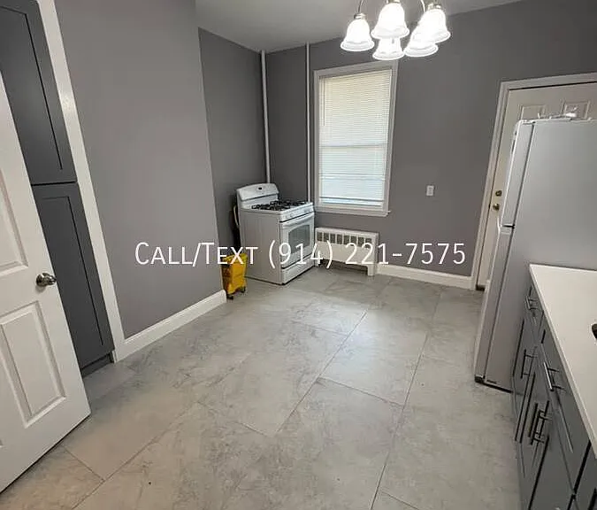 109 Linden St — Photo 6