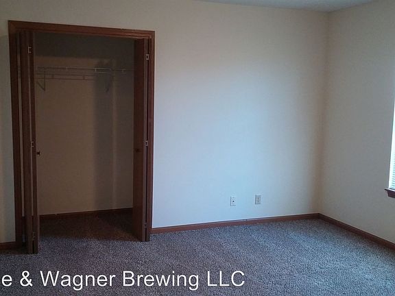5th image of 2396 Hopkins Dr