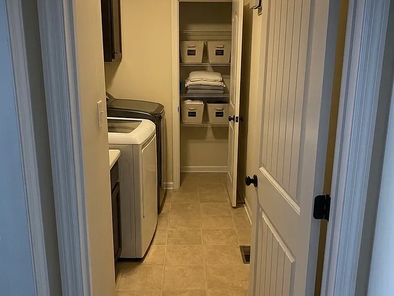 4136 Pullman Cir — Photo 13