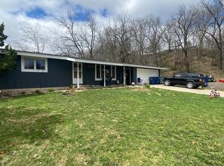 605 N 1st St, Rushford, MN 55971