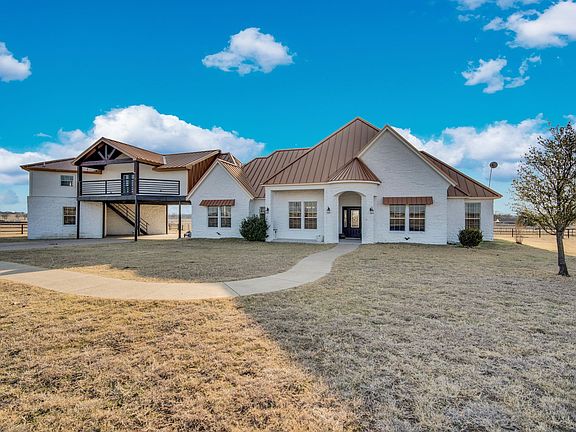 3rd image of 1015 Curry Rd