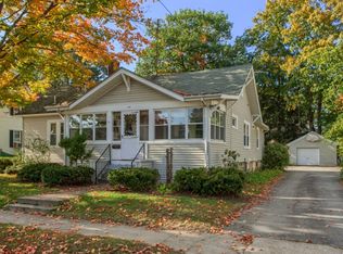 34 Harrison St, Leominster, MA 01453