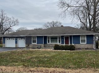 4807 Longview Ave, Godfrey, IL 62035