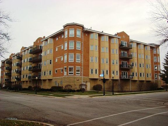 2nd image of 100 W Roosevelt Ave Unit 503