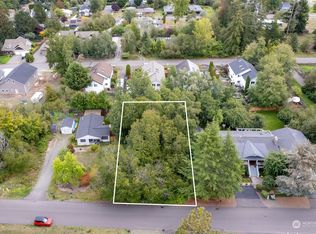 715 1st St, Steilacoom, WA