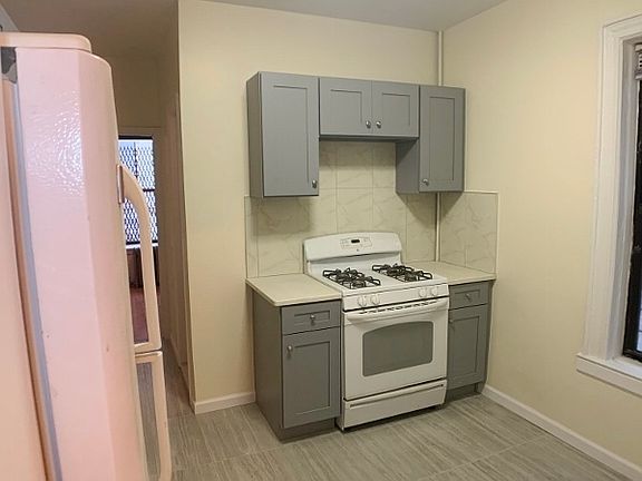 3rd image of 30-38 30th St #2A
