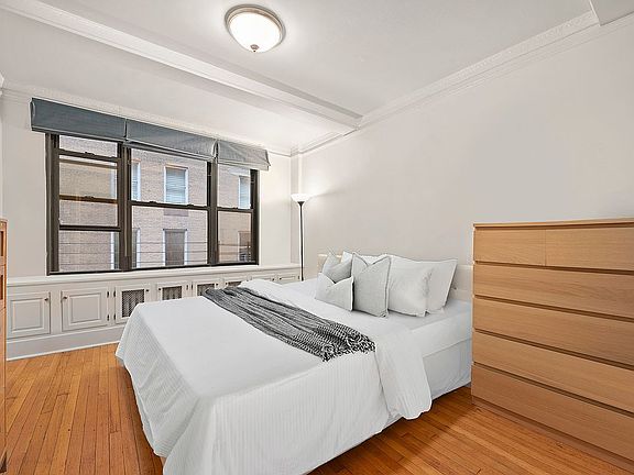 5th image of 12 E 97th St #6J