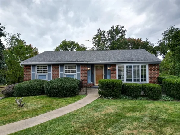 412 Shoreham Dr, Allison Park, PA 15101