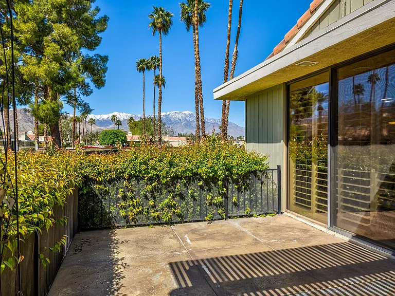 72385 Beverly Way — Photo 15
