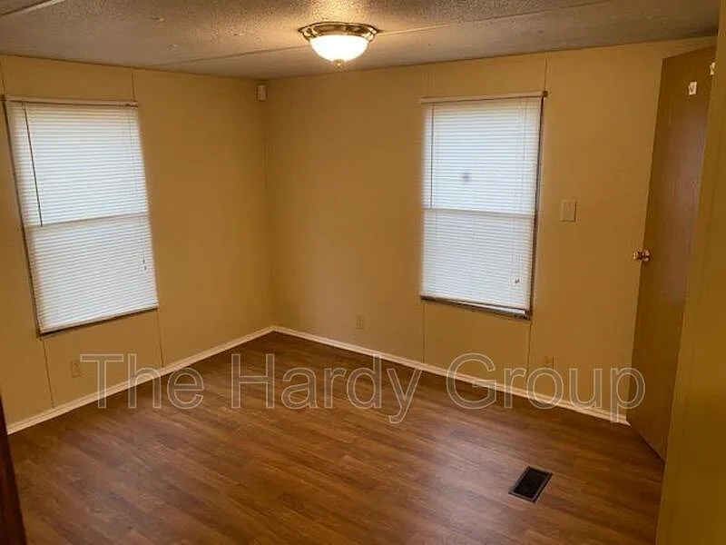 2 bed, 2.0 bath, $850 — Photo 2
