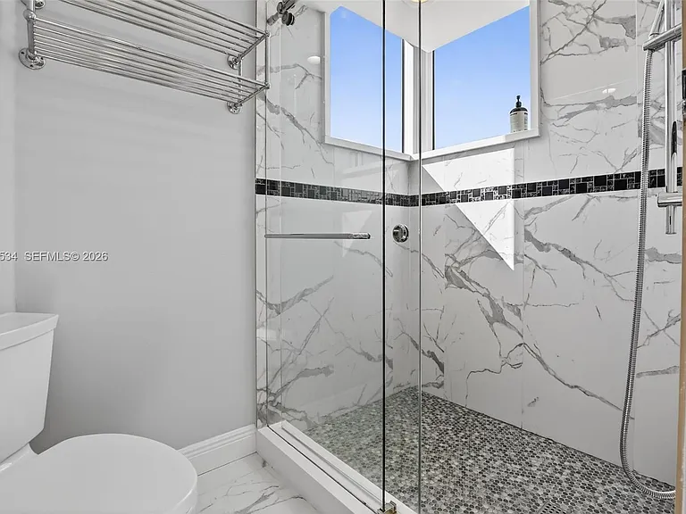 3370 Hidden Bay Dr #1501 — Photo 23
