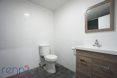 Rented by Rennit Inc.