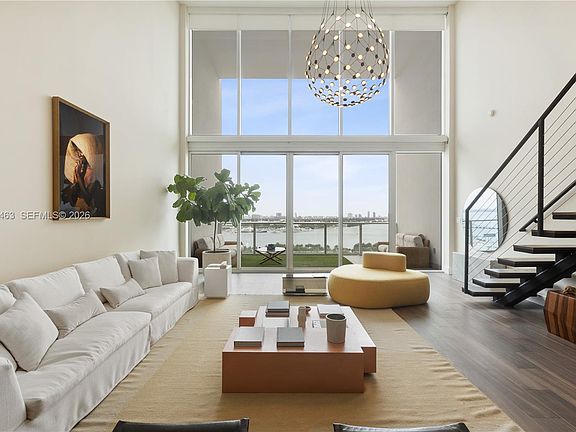 2nd image of 1040 Biscayne Blvd APT 1602