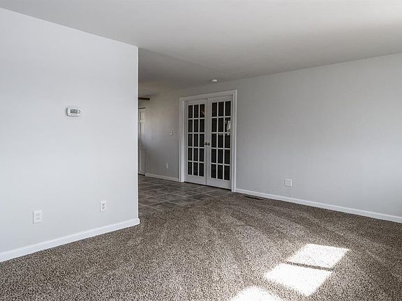 2nd image of 5019 Sabra Ave