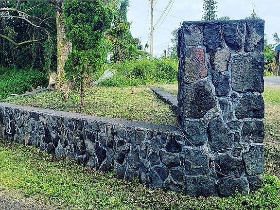 2nd image of 16-2049 Hapuu Dr