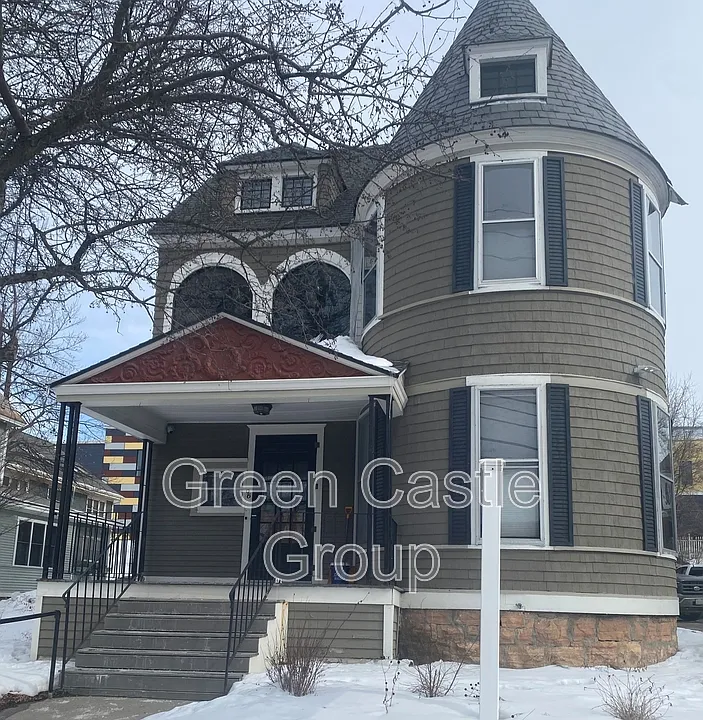 96 S Union St #4