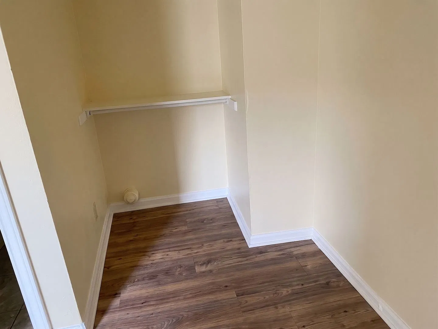 Studio, 1.0 bath, 154 sqft, $1,150 — Photo 2