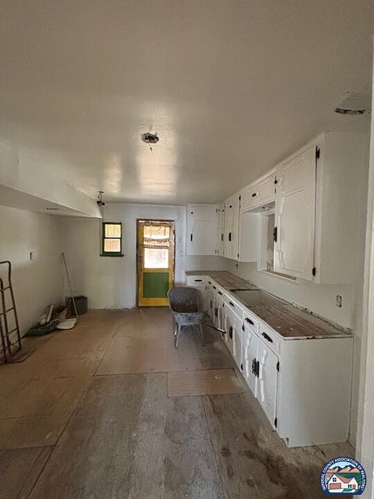 1st image of 14 Kincaid