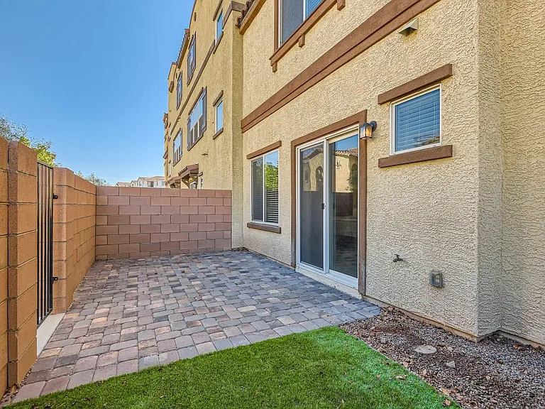 1525 Spiced Wine Ave #24102 — Photo 7