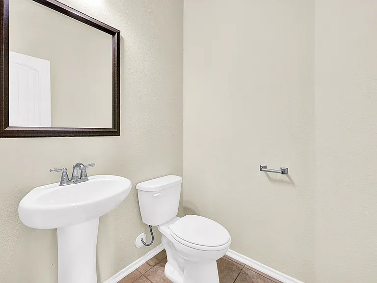 1300 Land Oak Rd — Photo 7