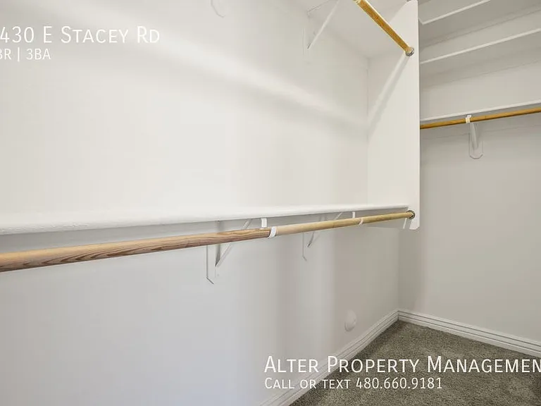 2430 E Stacey Rd — Photo 23