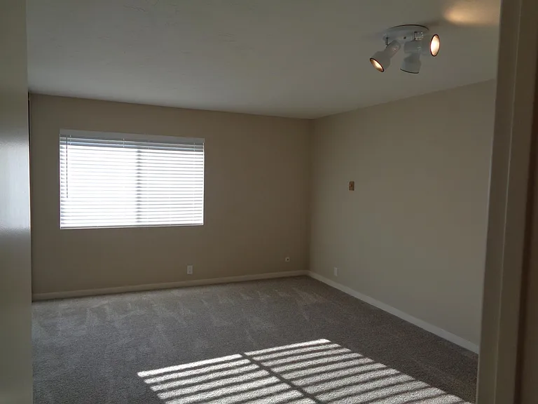 6926 Park Mesa Way — Photo 8