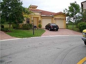 1st image of 10835 NW 83rd Ct