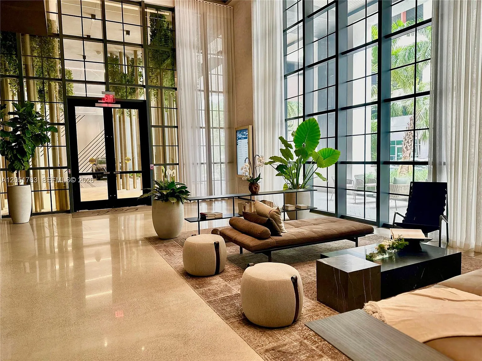 Natiivo Miami Condo — Photo 2
