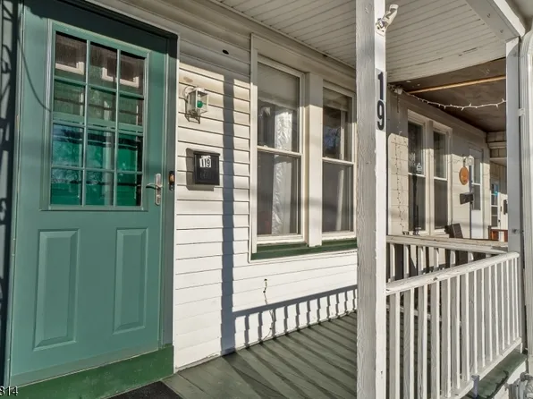 19 Railroad Avenue, Phillipsburg Town, NJ 08865