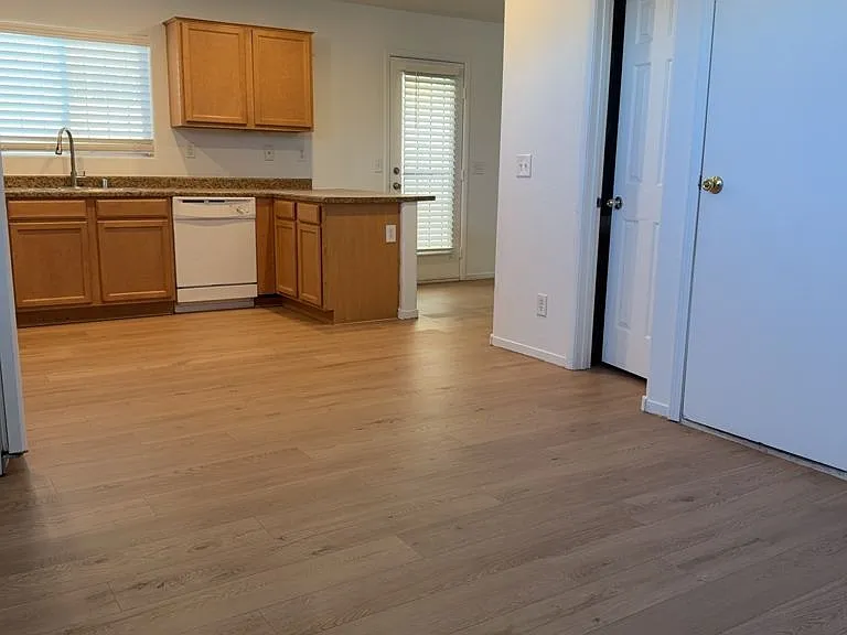 4790 Pinon Pointe Rd — Photo 4