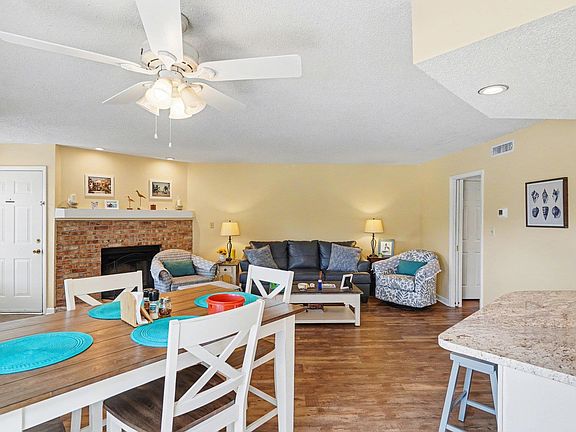 3rd image of 4294 Pinehurst Circle #C6