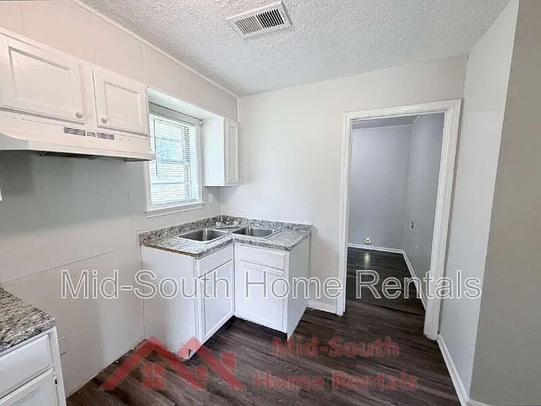 3431 Rebeh Rd — Photo 6