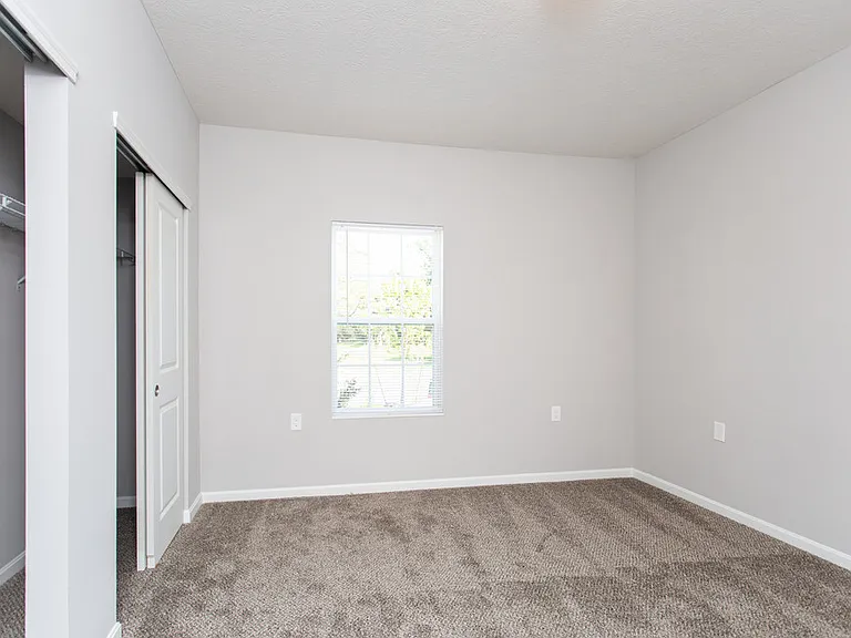 Granby Place Apartments — Photo 13